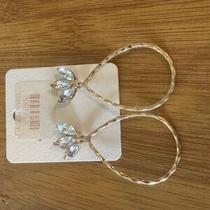 Gold Teardrop Earrings